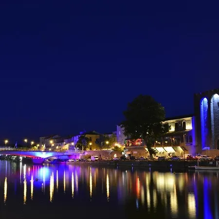 T2 Centre à 10 Mn Des Plages * Agde
